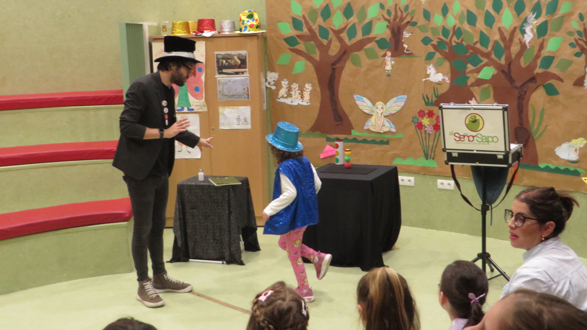 Taller de teatro y magia Hocus Pocus 2024 con CEIP Andr�s Segovia